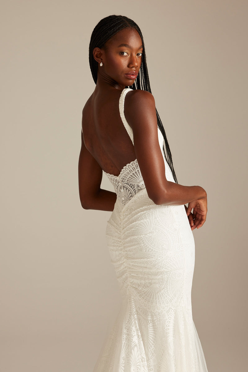 Sienna | Fit and Flare Wedding Dress XL Sienna | Fit and Flare Wedding Dress XL