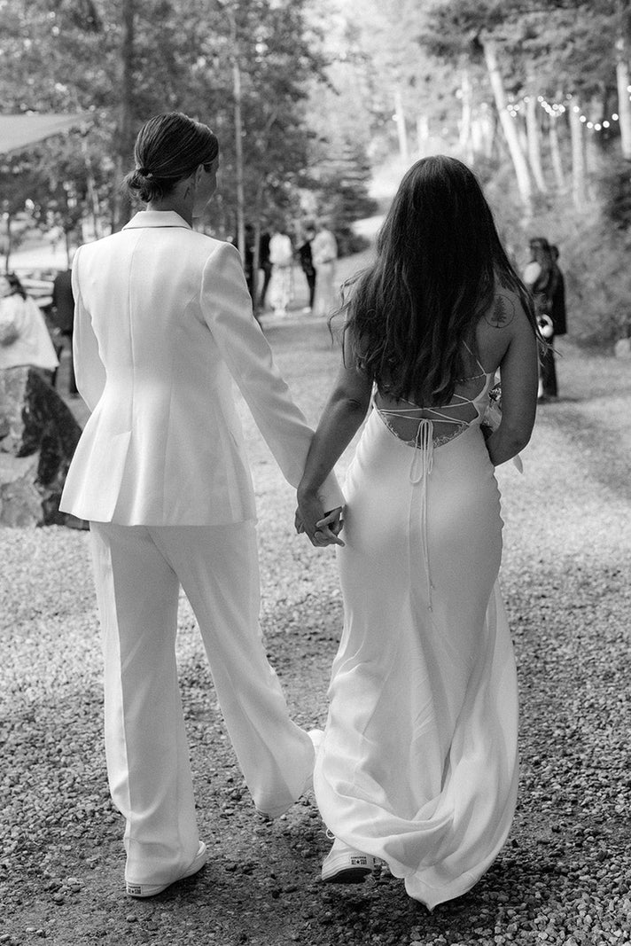 Wedding Dress Gallery | Grace Loves Lace Tagged "HONEY SILK" Grace Loves Lace US Wedding Dress Gallery | Grace Loves Lace Tagged "HONEY SILK" Grace Loves Lace US