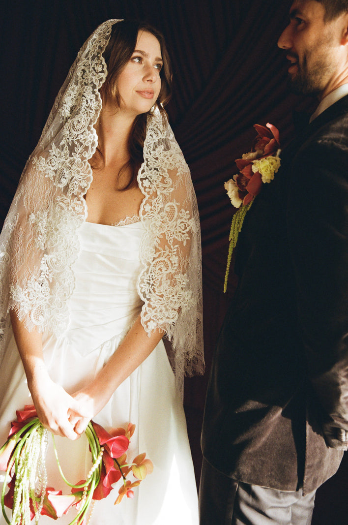 Grace Bride Naila in Vittoria by @kyle.ingram