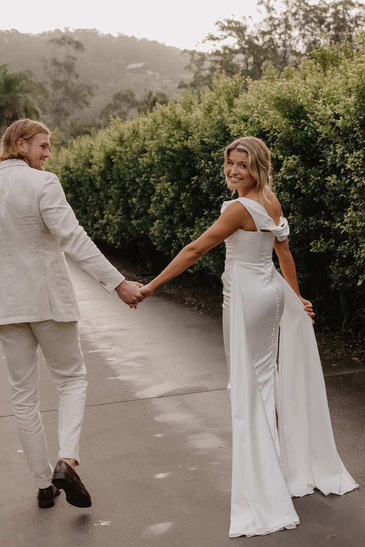 GRACE bride Grace in Birdie @taylorkezia_photograph