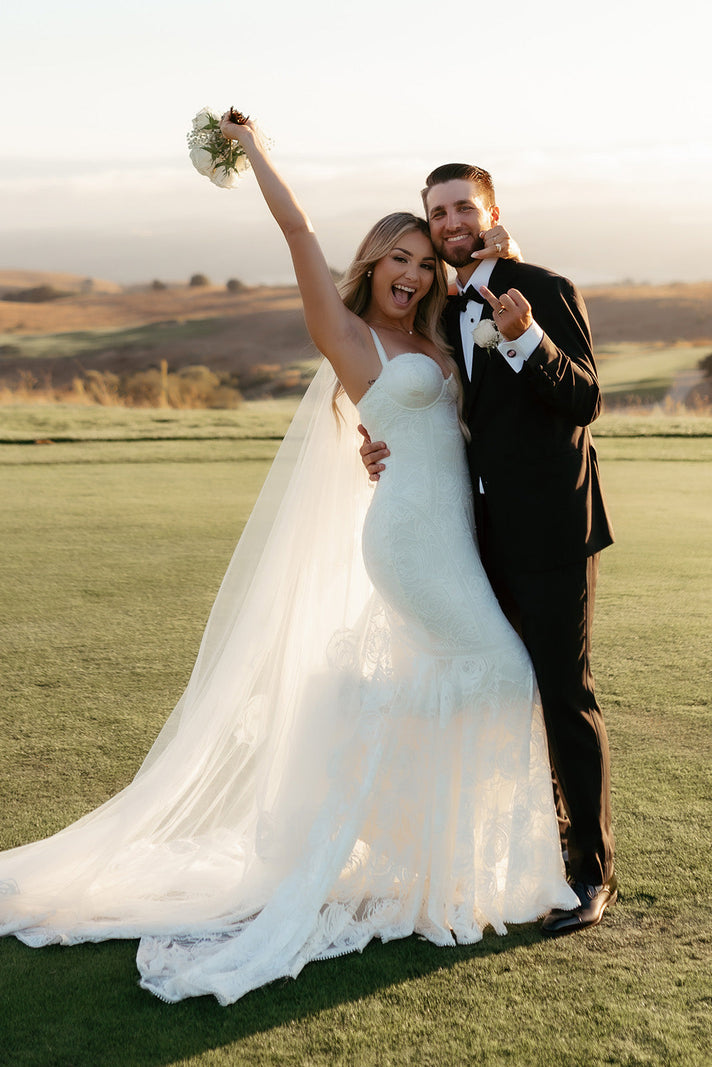 Grace Bride Kayla in Palm