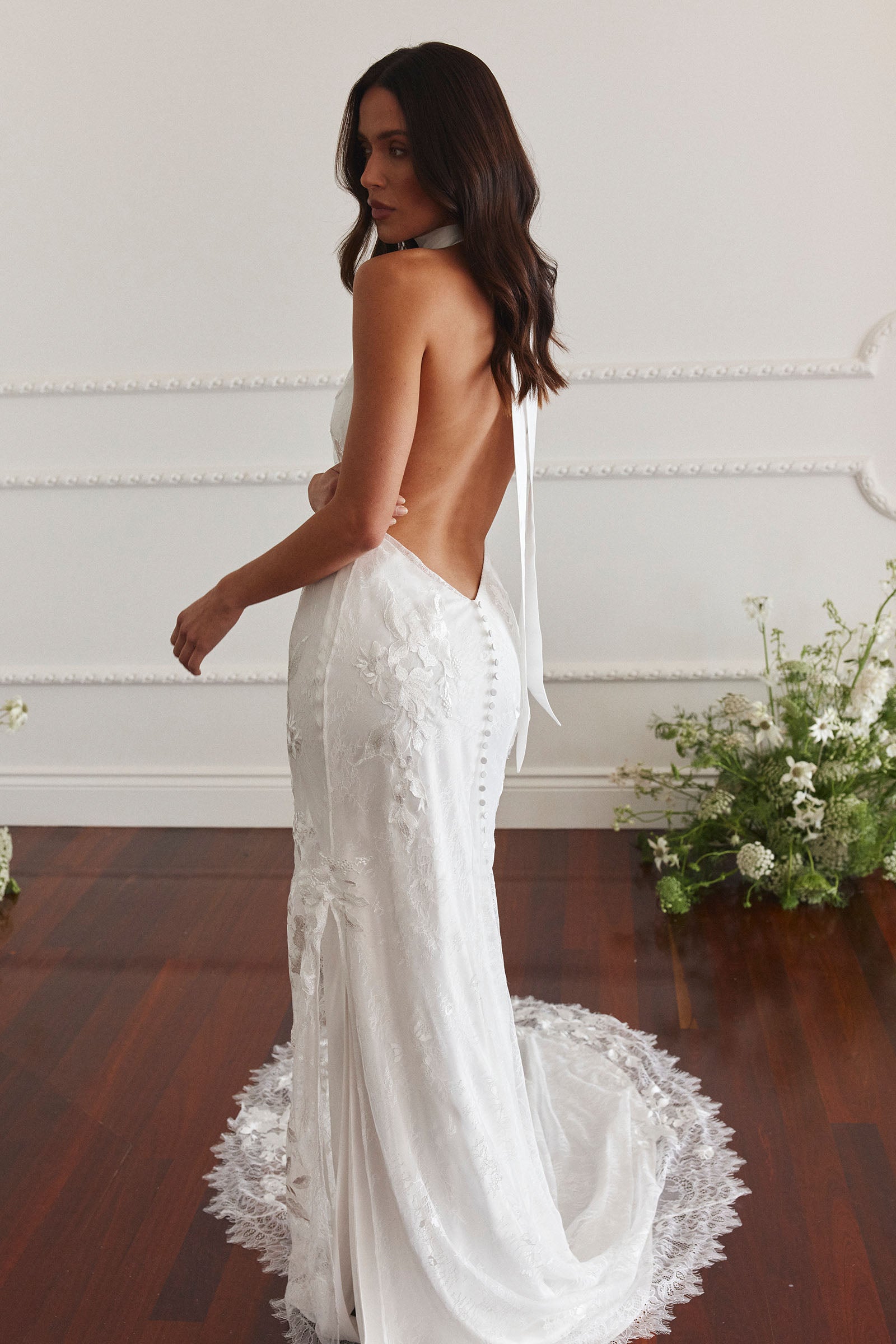 lace wedding dress flowy Designer 3D Flower Plunging Modern Shoulder Veil Feel free and light Boho Spaghetti Layered Lace Empire