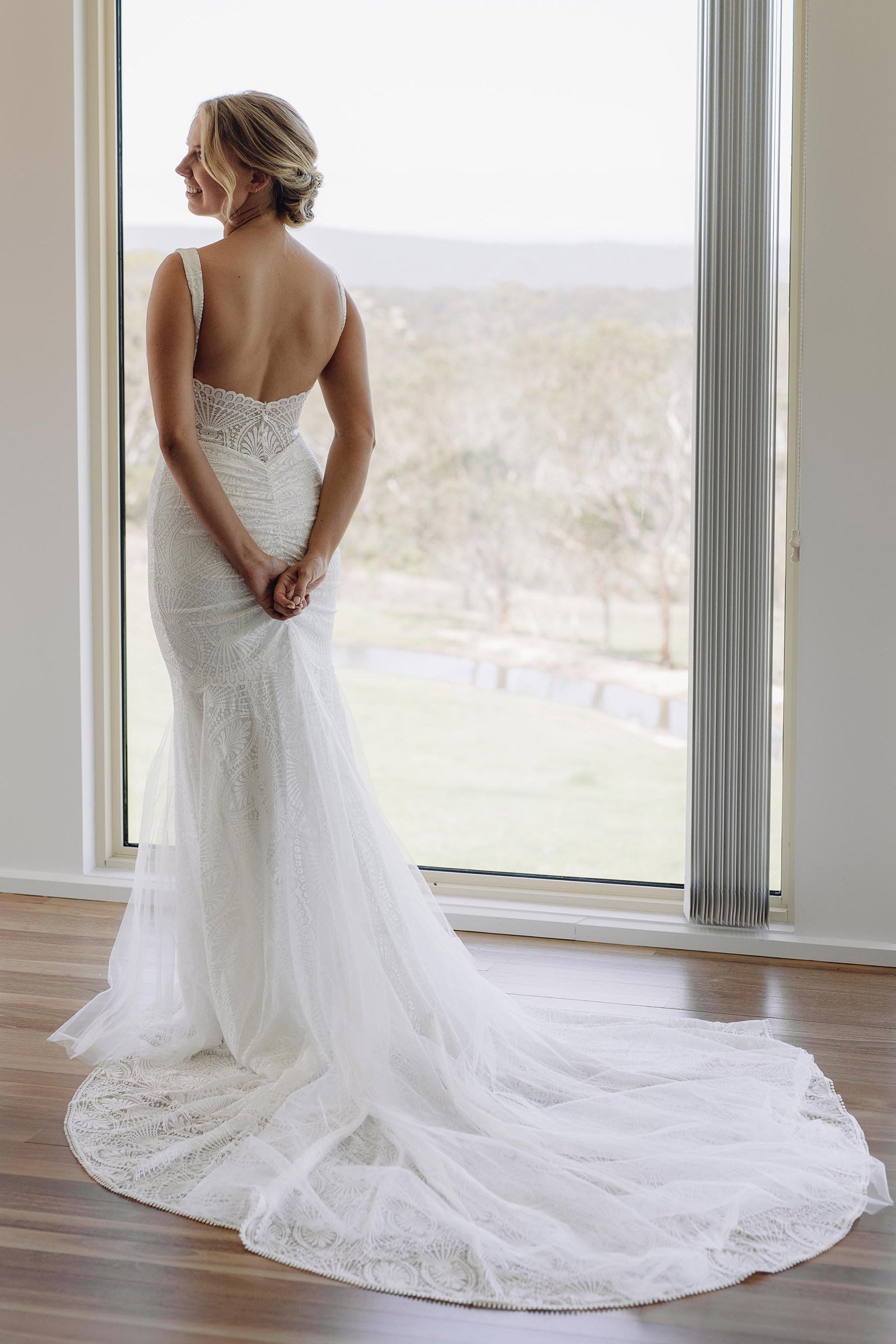 Sienna | Fit and Flare Wedding Dress XL Sienna | Fit and Flare Wedding Dress XL