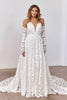 Woman wearing a strapless lace wedding dress with long sleeves_XS_