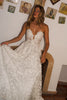 Woman in a strapless lace wedding dress_XS_
