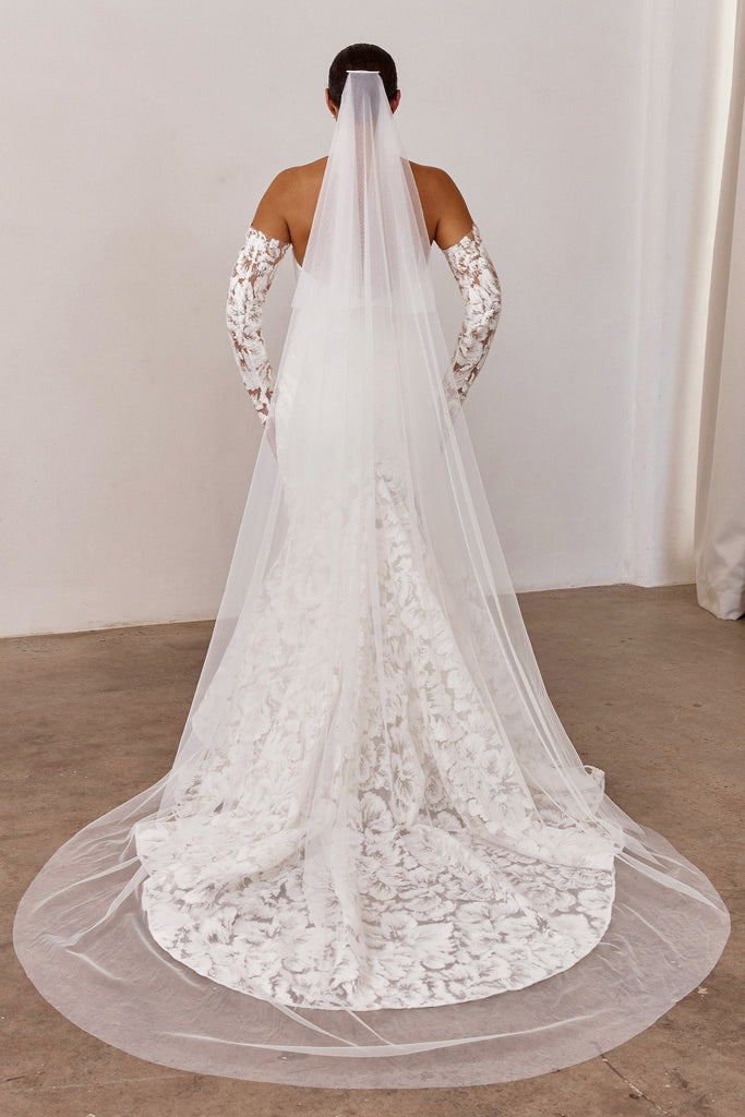 Sheer Drop Wedding Veil paired with lace wedding dress