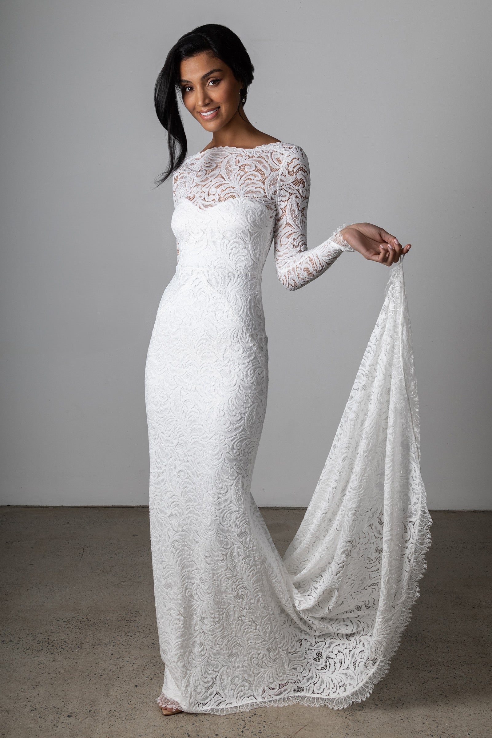Orla| Lace Wedding Dress L / Ivory / Chai