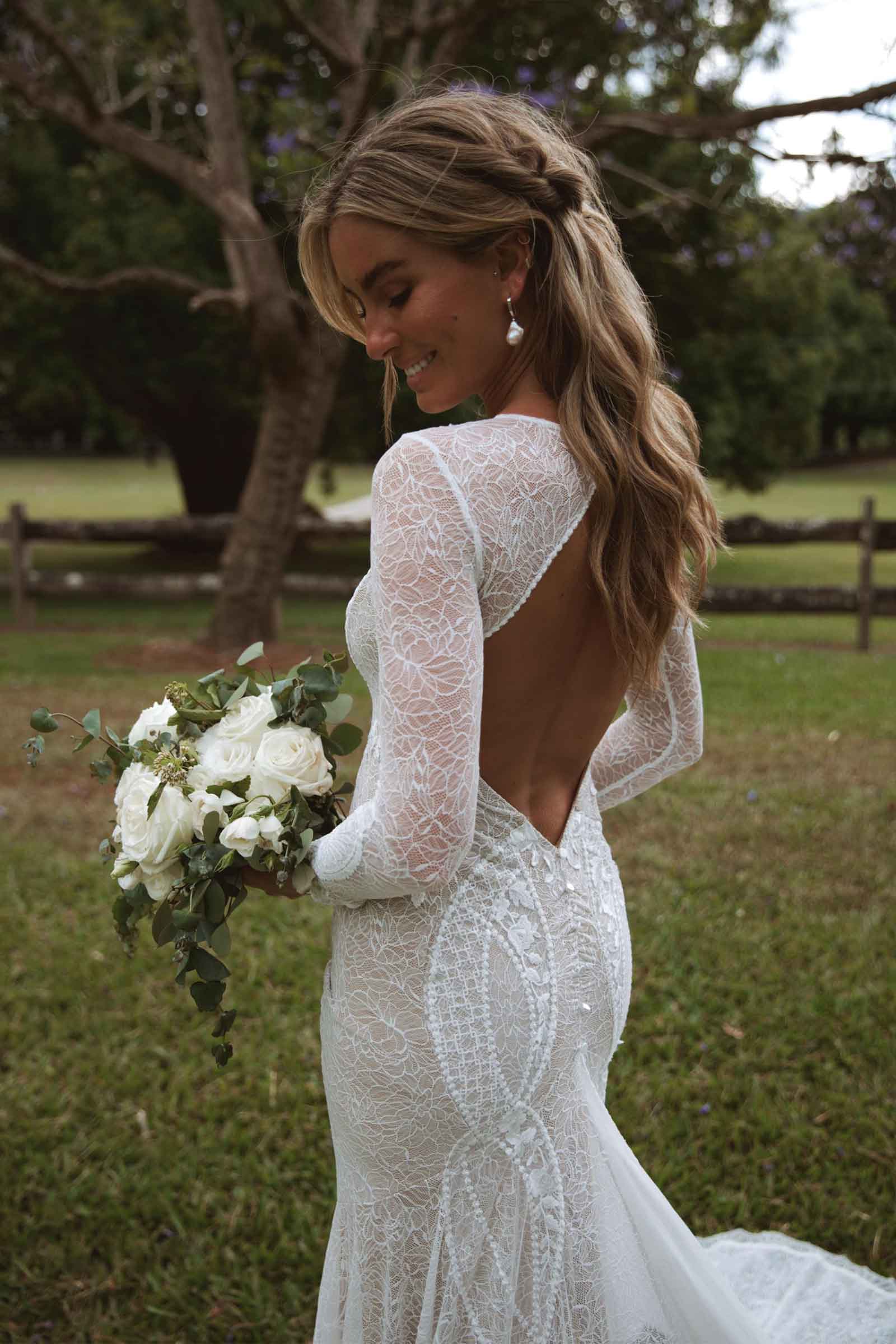 Simple Long Sleeve Wedding Dresses Cheap | Bridelily