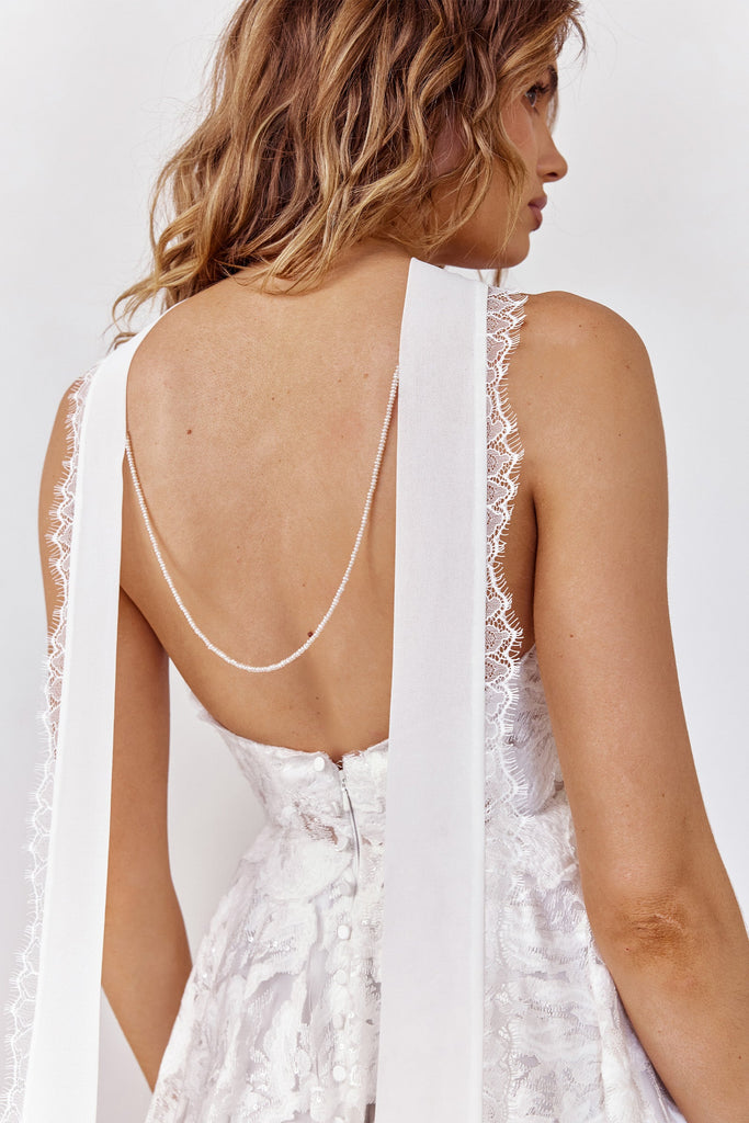 Bridal Neckscarf with lace edge detail and pearl back detail