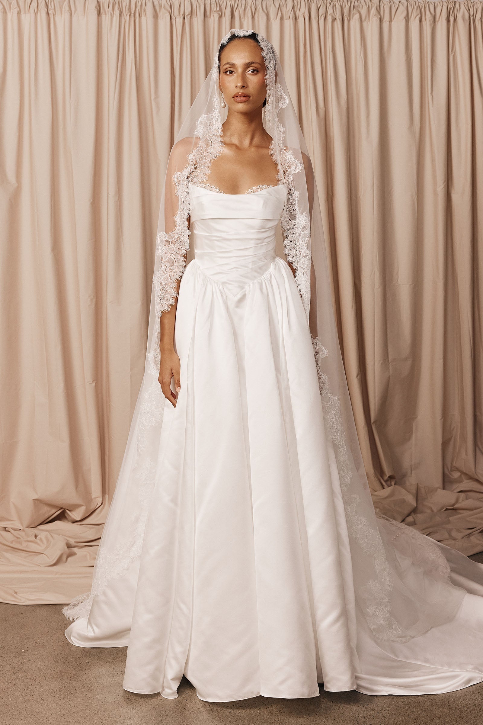 Vittoria | Satin Corset Wedding Dress XS Vittoria | Satin Corset Wedding Dress XS