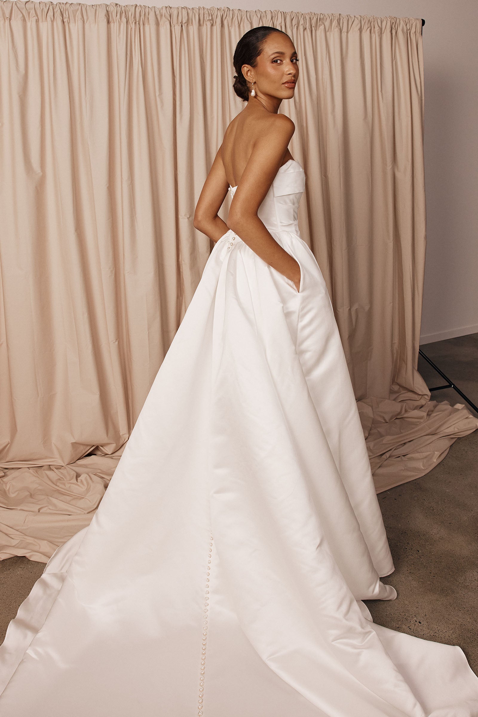 Vittoria | Satin Corset Wedding Dress XS Vittoria | Satin Corset Wedding Dress XS