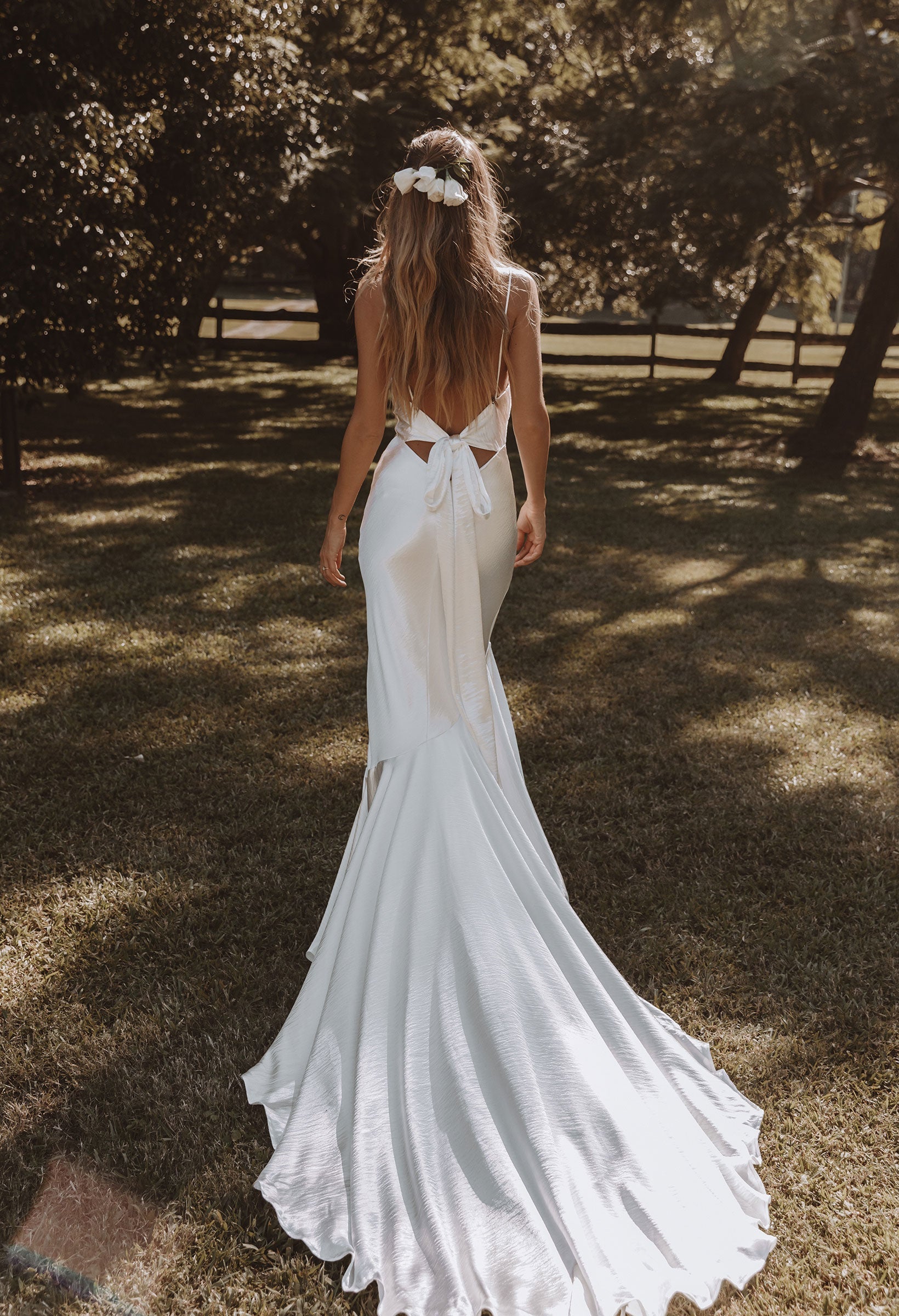 scoop neck wedding dress Deep V Sleeves Backless Mermaid with Shaped Train AWD1767 Train Neckline Sleeveless Scoop Neck A-line/Princess Tea-Length