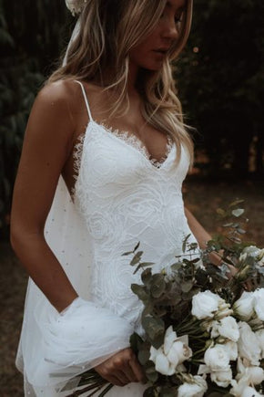 Grace Loves Lace Philadelphia is NOW OPEN!, Calling all Pennsylvania,  Delaware, New Jersey, & Maryland brides! Grace Loves Lace has officially  opened in Philly 👰🏽‍♀️♥️ #CassAndTheCity