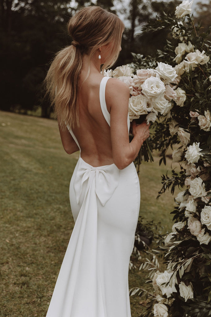 Martini | Low Back Wedding Dress – Grace Loves Lace US