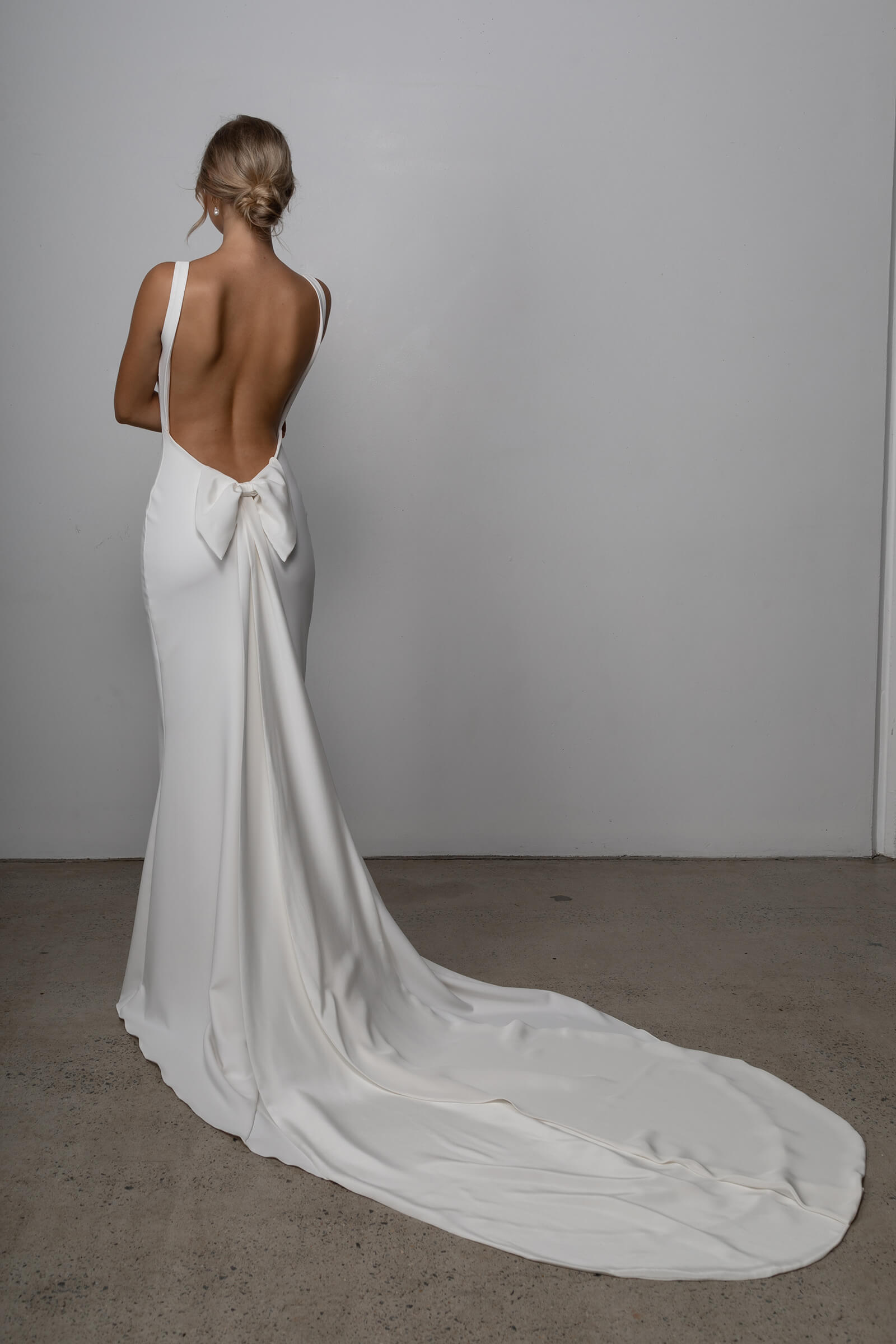 Martini | Low Back Wedding Dress S Martini | Low Back Wedding Dress S